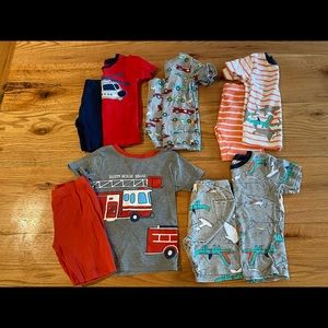 5 pairs of boys pajamas